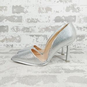 NEW Mia Ciana Silver Rhinestone Pointed Toe Pumps A608